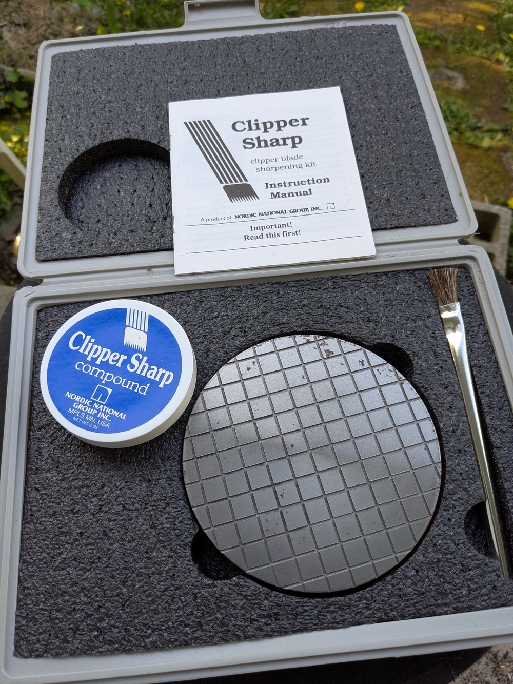 Clipper Sharp Dog Clipper Blade Sharpening Kit - Never Used